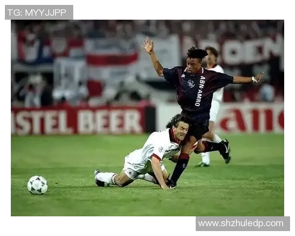 戴维斯足球：探索足球世界中的传奇与激情之旅